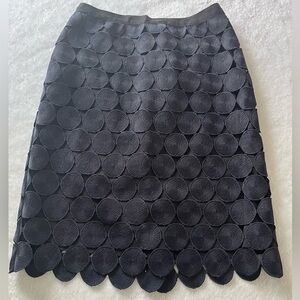 Ann‎ Taylor Navy Appliqué Pencil Skirt - Size 4